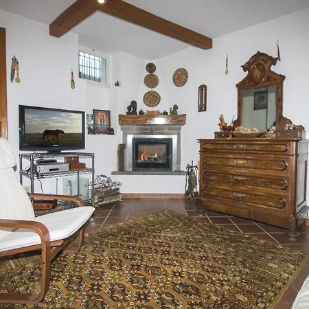 Sleeps 6 Pool Apartmán