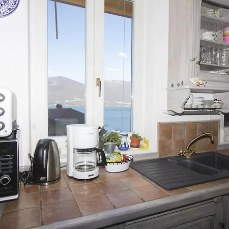 Sleeps 6 Pool Apartmán